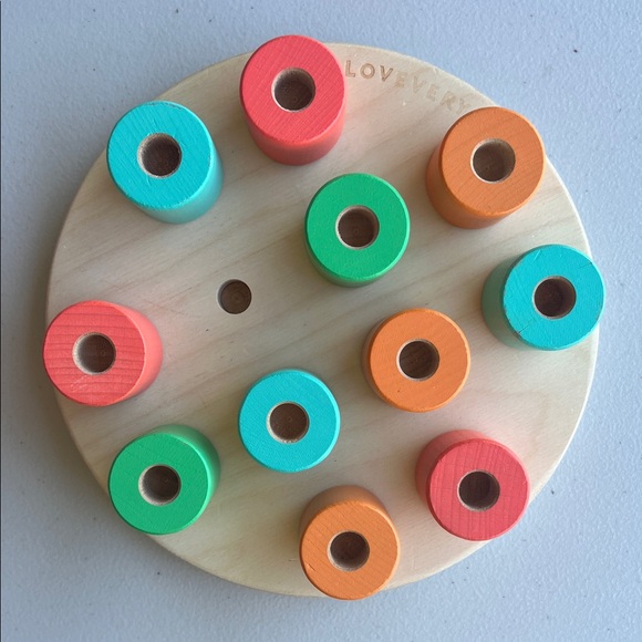 Lovevery Babbler Incomplete 13, 14, 15 months plus Adventurer Wooden Pegboard - Picture 6 of 11